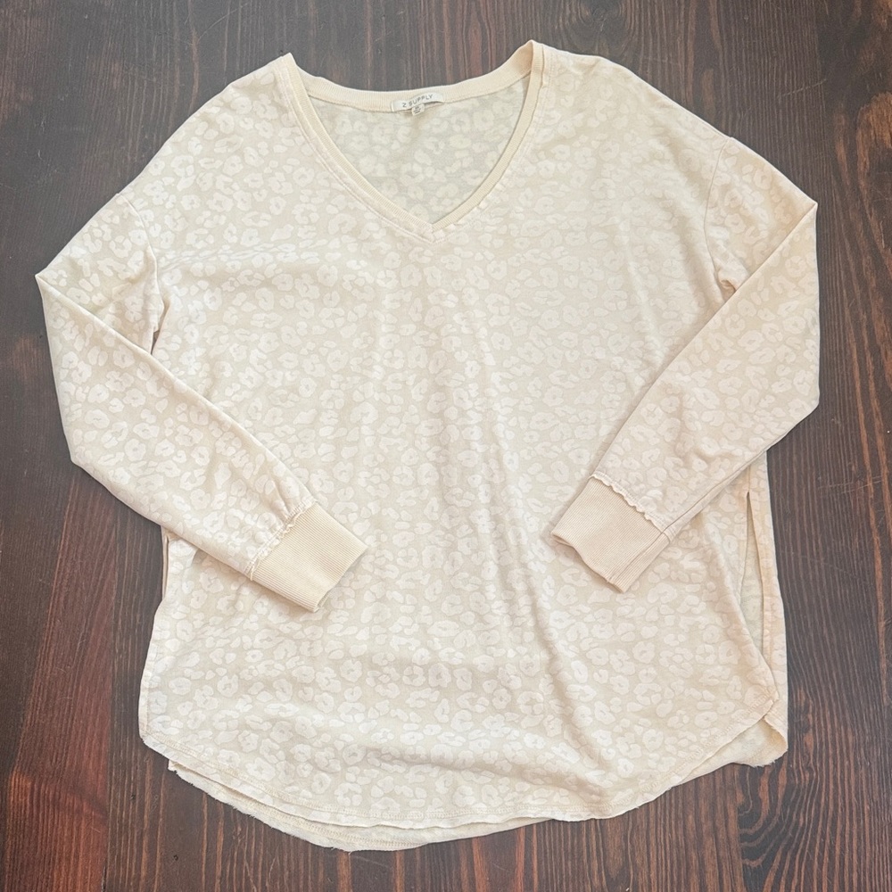 Z Supply Cream Leopard Print V-Neck Blouse
